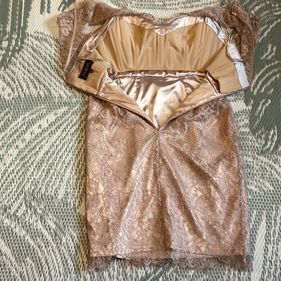 Theia size 8 formal wear, pink silk and lace midi length with keyhole back - Picture 6 of 8